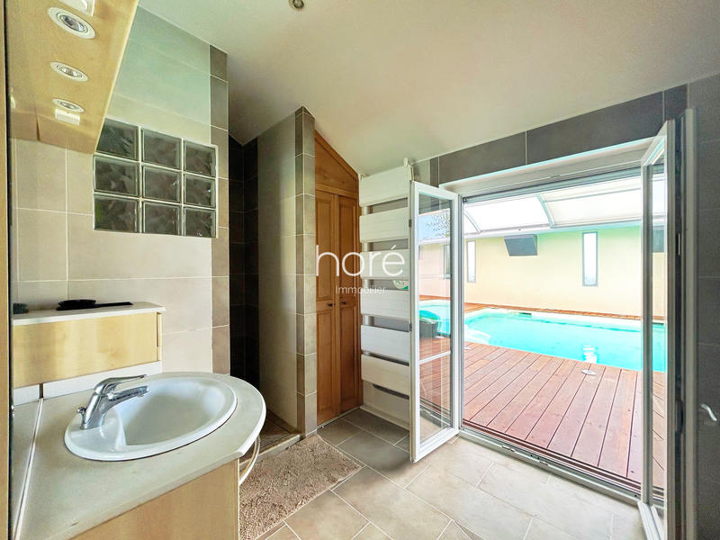 Maison ancienne - 300 m² - 6 pièces