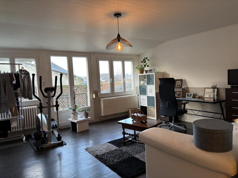 Maison ancienne - 261 m² - 9 pièces