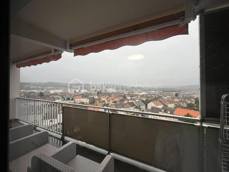 Appartement - 94 m² - 4 pièces