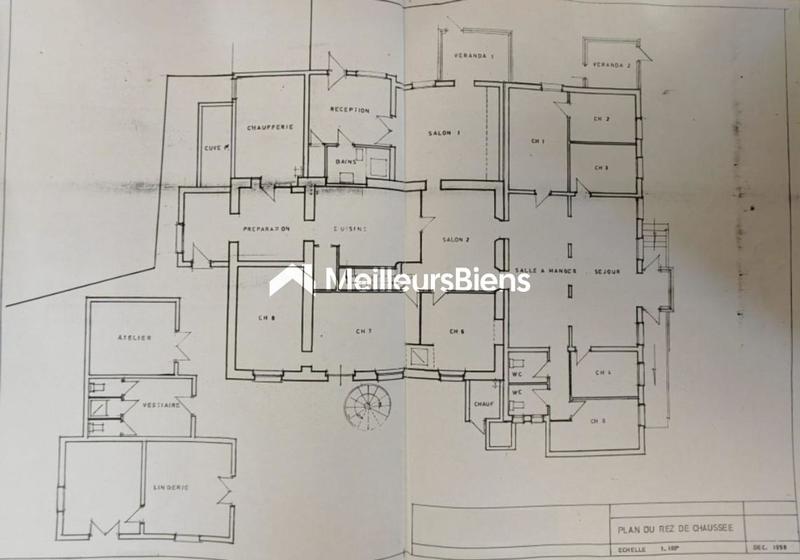 Propriété - 550 m² - 26 pièces
