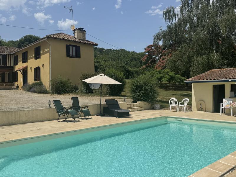 Maison - 177 m² - 7 pièces