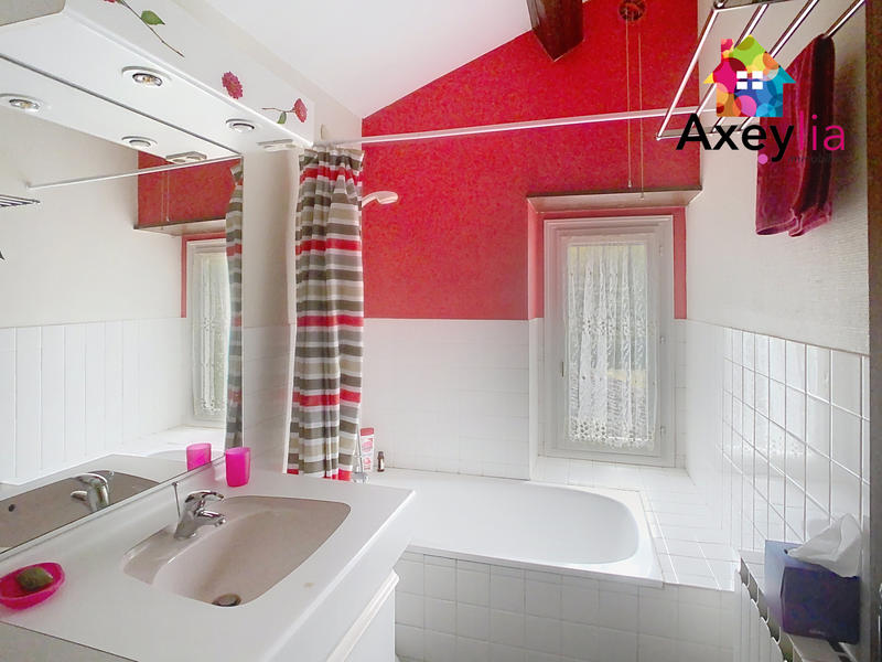 Maison - 125 m² - 5 pièces