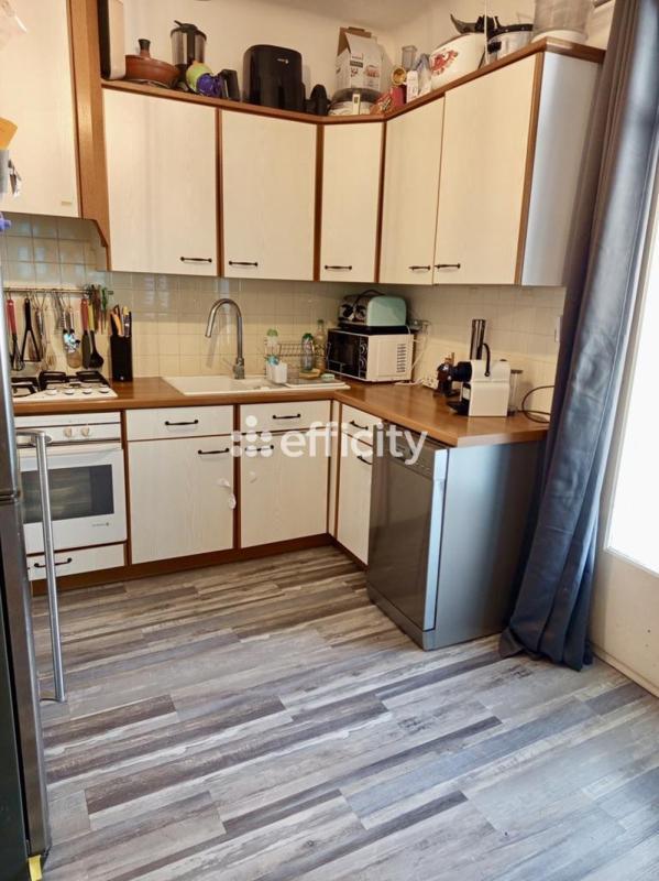 Immeuble - 96 m² - 6 pièces