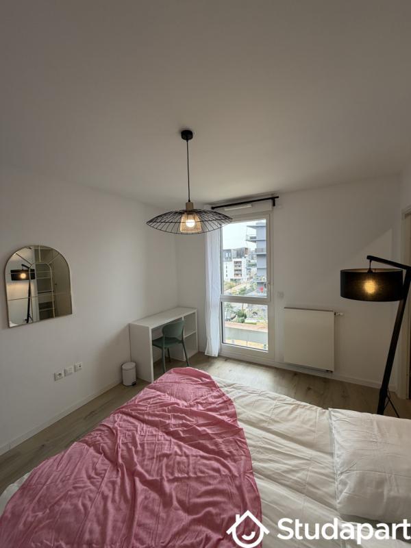 Chambre - 9 m² - 1 pièce