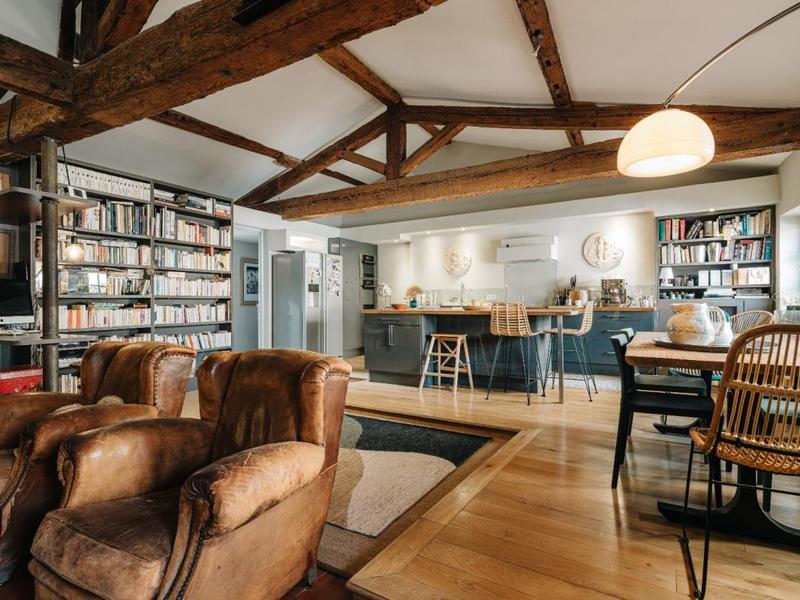 Appartement - 274 m² - 5 pièces