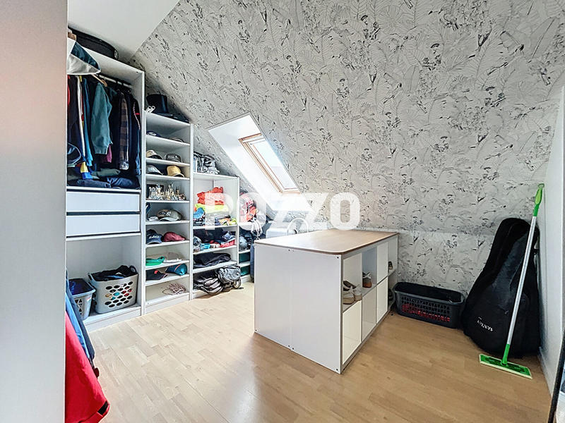 Maison - 85 m² - 5 pièces