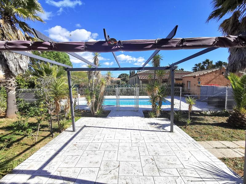 Maison - 181 m² - 7 pièces