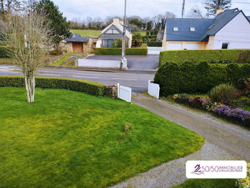 Maison traditionnelle - 118 m² - 7 pièces