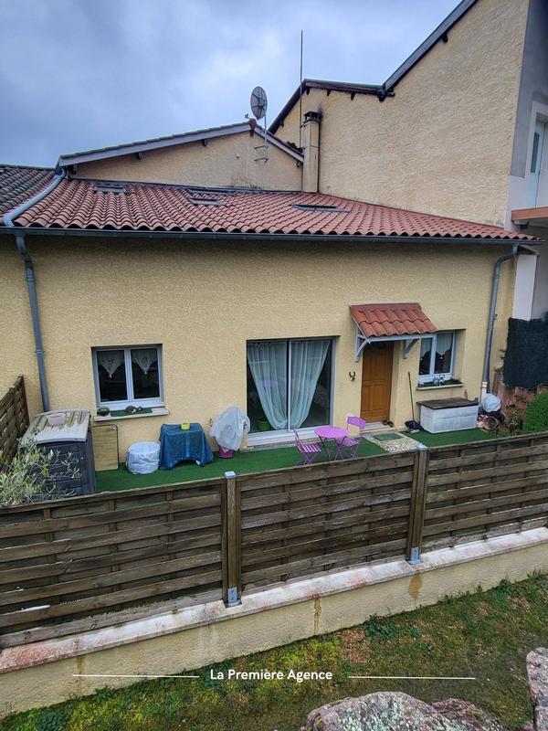 Maison - 90 m² - 3 pièces