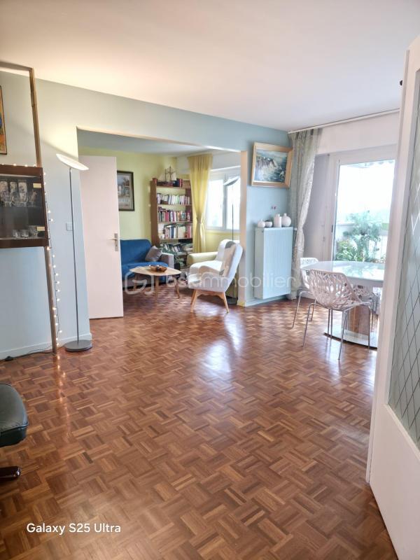 Appartement - 103 m² - 5 pièces