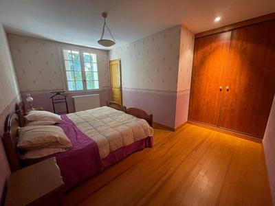 Maison - 158 m² - 7 pièces