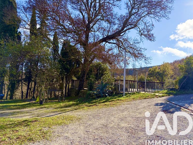 Maison - 280 m² - 15 pièces