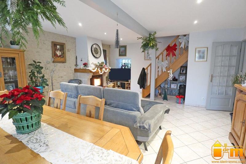 Maison de village - 130 m² - 6 pièces