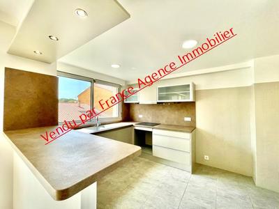 Duplex - 110 m² - 4 pièces