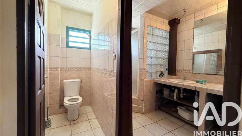 Maison - 205 m² - 8 pièces