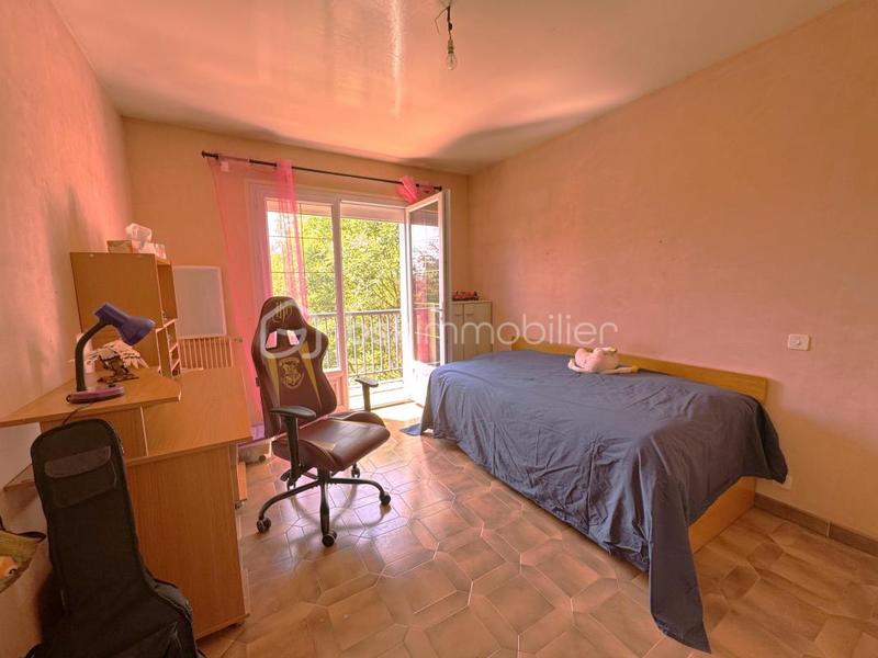 Maison - 141 m² - 6 pièces