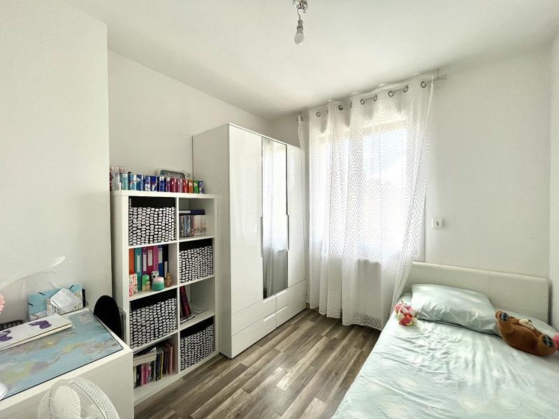 Maison - 85 m² - 5 pièces