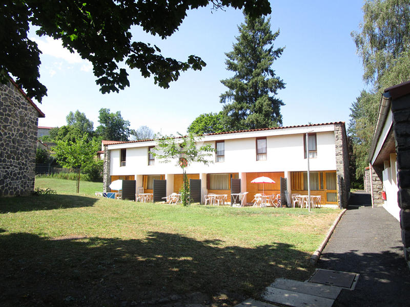 Maison - 500 m² - 99 pièces