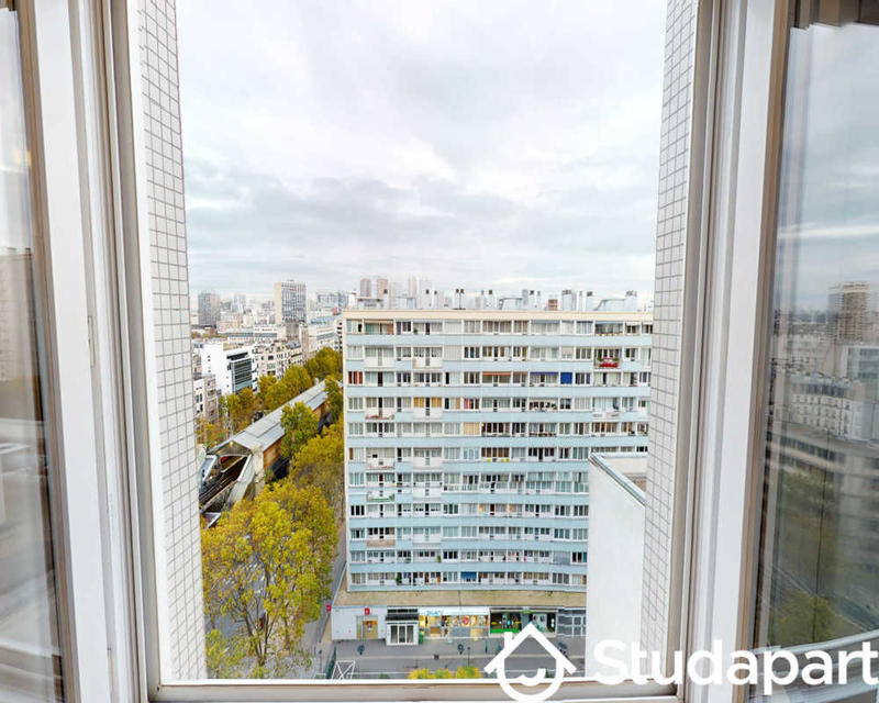 Chambre - 80 m² - 1 pièce