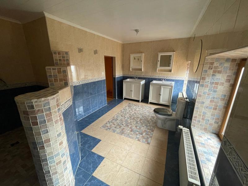 Maison - 174 m² - 6 pièces