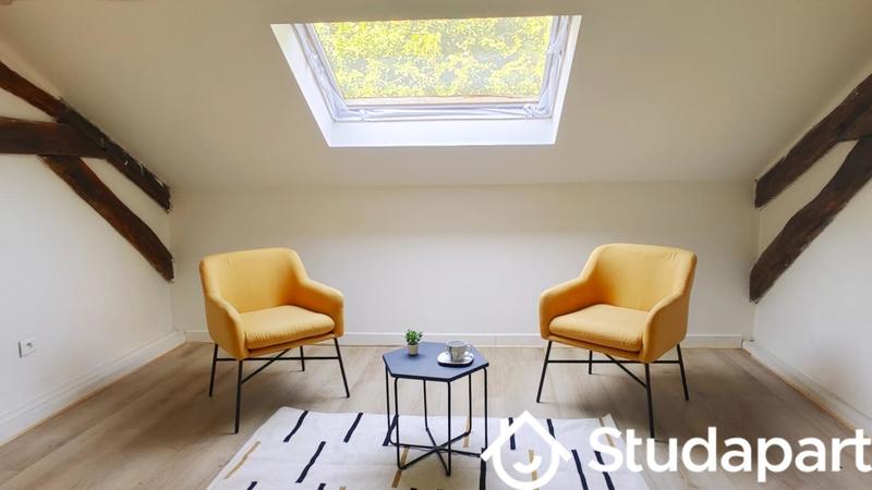 Chambre - 14 m² - 1 pièce