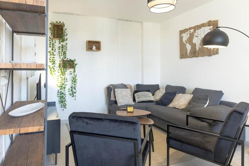 Chambre - 124 m² - 1 pièce