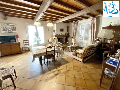 Maison - 128 m² - 5 pièces