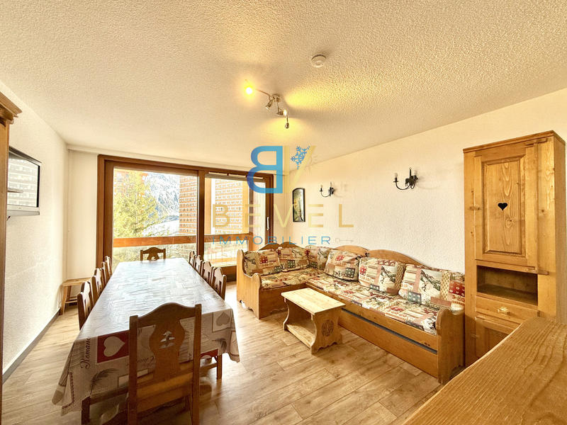 Appartement - 93 m² - 5 pièces