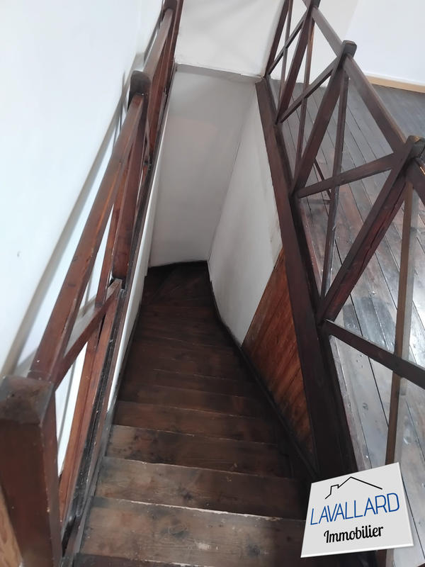 Maison ancienne - 108 m² - 7 pièces