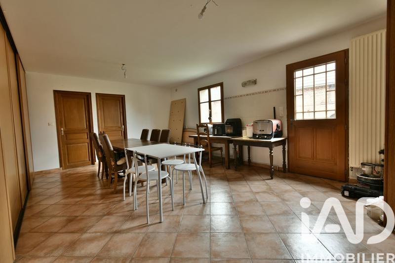 Maison - 222 m² - 6 pièces