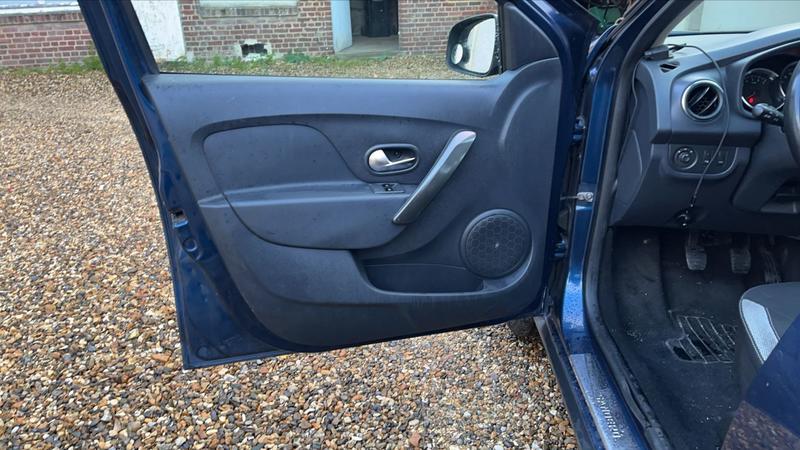 Dacia Sandero II 0.9 TCe 90 Essentiel