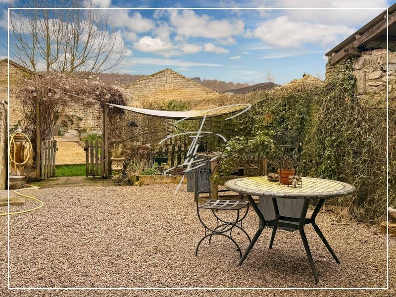 Maison - 210 m² - 5 pièces