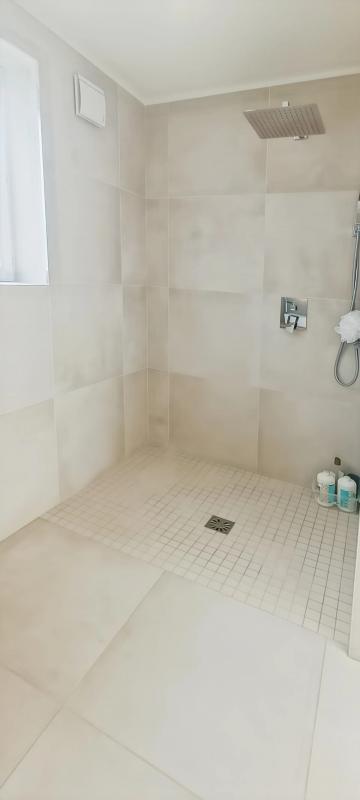 Propriété - 485 m² - 11 pièces