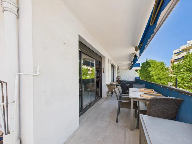 Appartement - 85 m² - 4 pièces