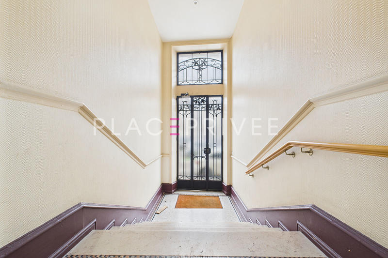 Appartement - 174 m² - 6 pièces