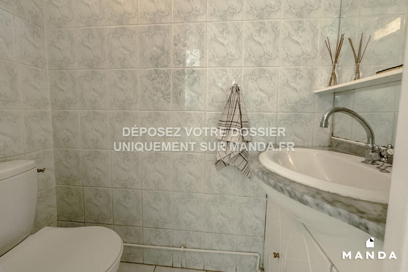 Chambre - 9 m² - 5 pièces