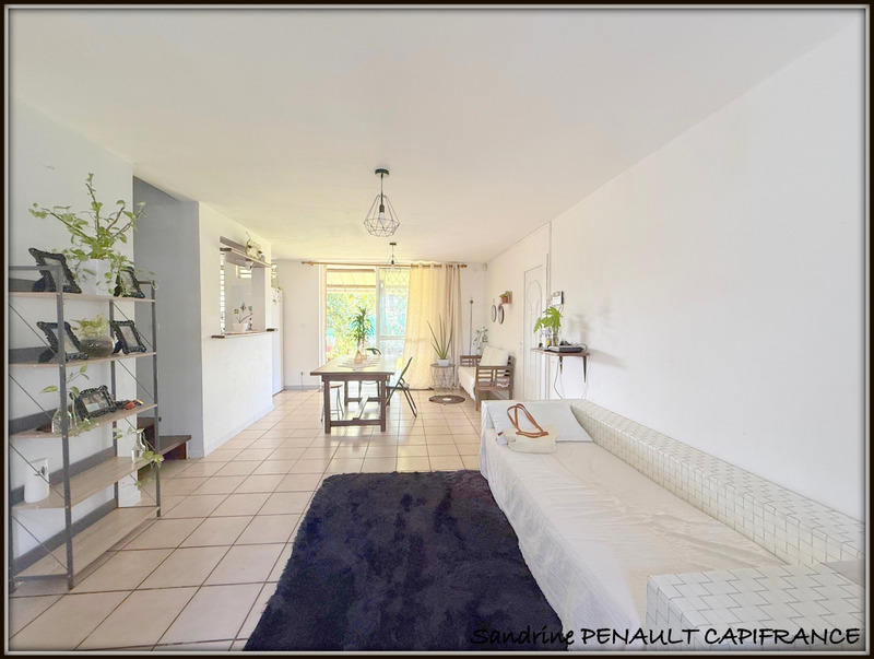 Maison - 104 m² - 4 pièces