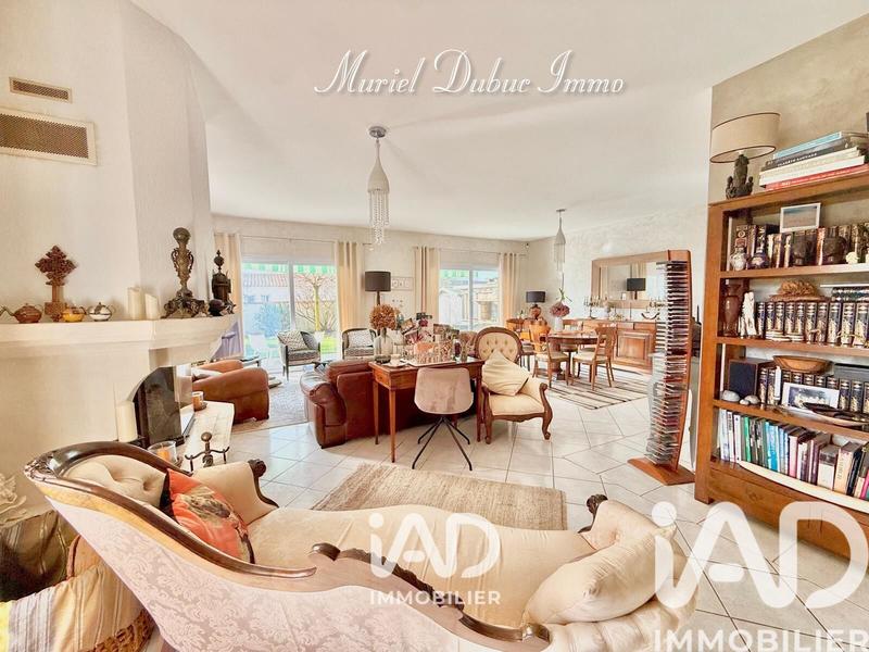 Maison - 185 m² - 5 pièces