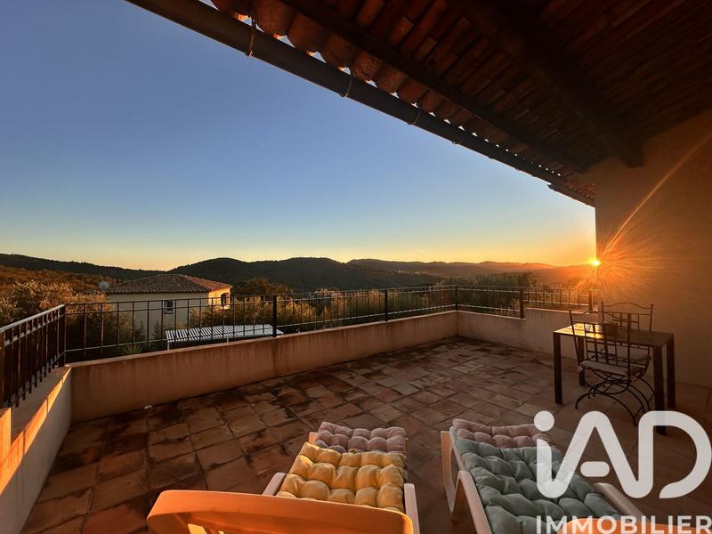 Maison - 320 m² - 13 pièces