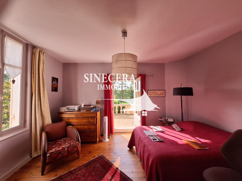 Maison - 170 m² - 7 pièces