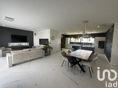 Maison - 159 m² - 5 pièces