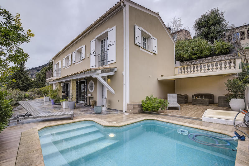 Villa - 170 m² - 5 pièces