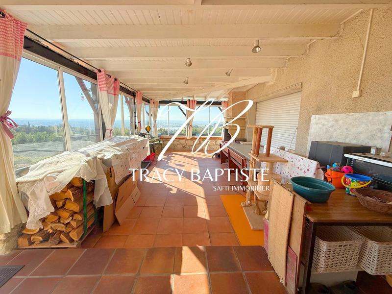 Maison - 334 m² - 9 pièces