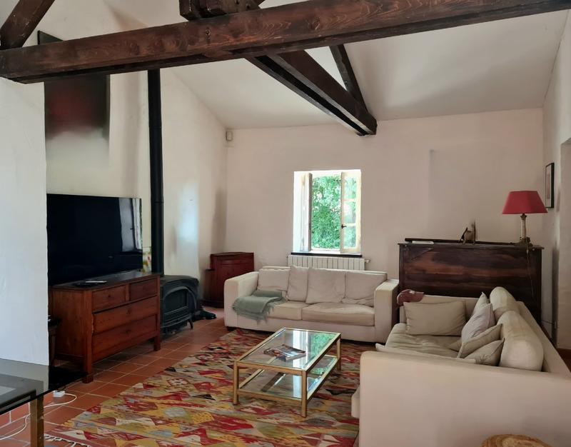 Maison - 230 m² - 6 pièces