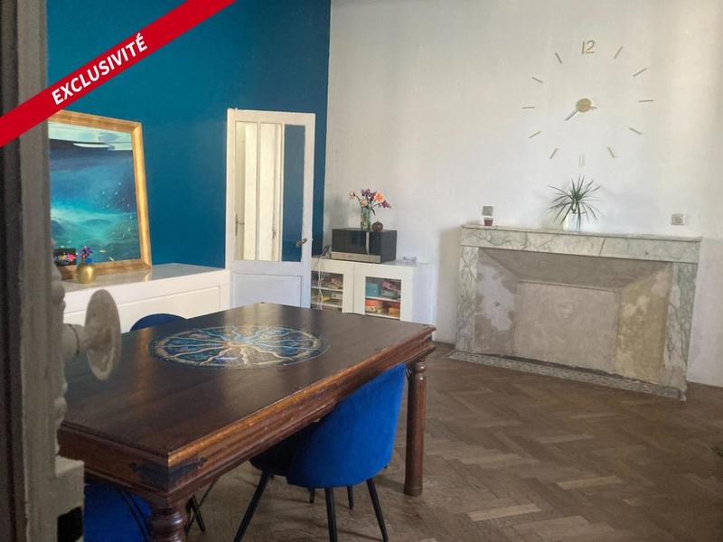 Maison - 301 m² - 11 pièces