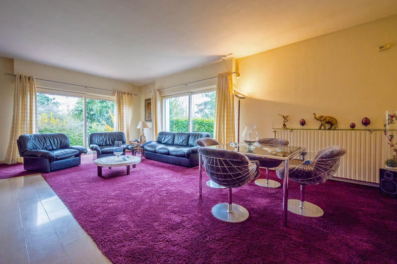 Maison - 267 m² - 7 pièces