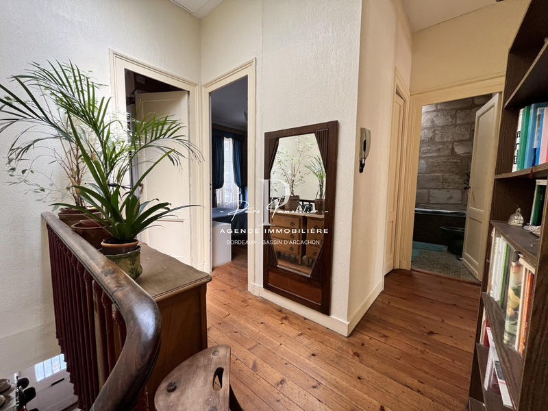 Maison - 200 m² - 4 pièces