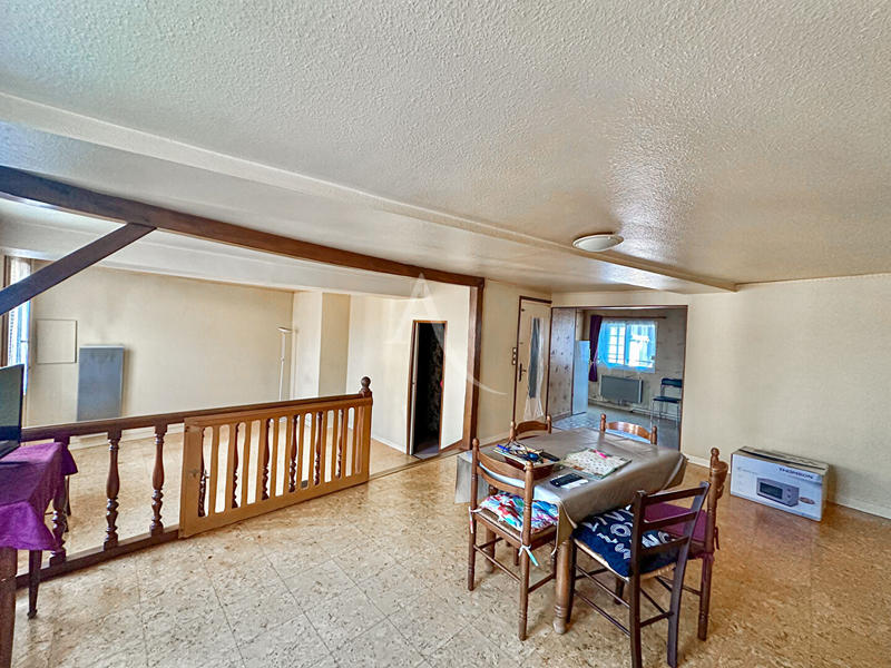 Immeuble - 7 pièces