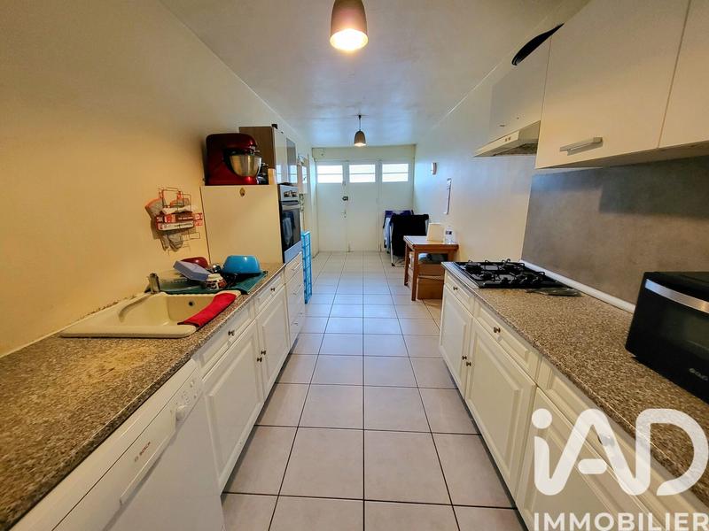 Maison - 81 m² - 5 pièces