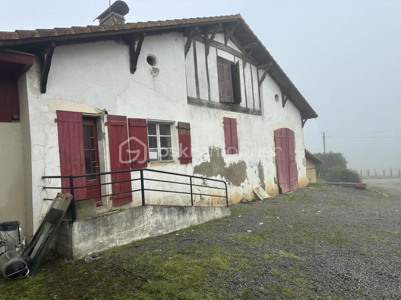 Corps de ferme - 130 m² - 10 pièces